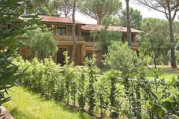 Residence Ristorante Il Paradiso Guardistallo 3*,